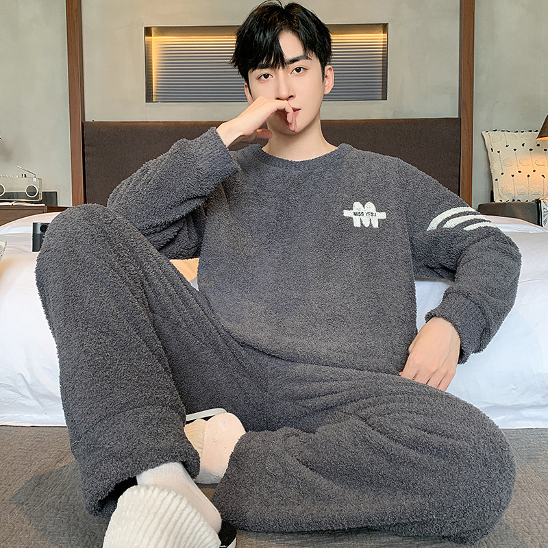 [소프트 하프 벨벳] 가을과 겨울 잠옷 남자 두꺼운 따뜻한 산호 벨벳 홈 의류 세트 제조 업체 도매