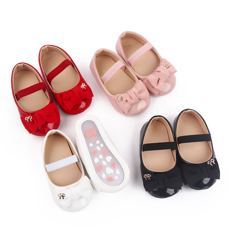 Children's casual footwear with bow for early age