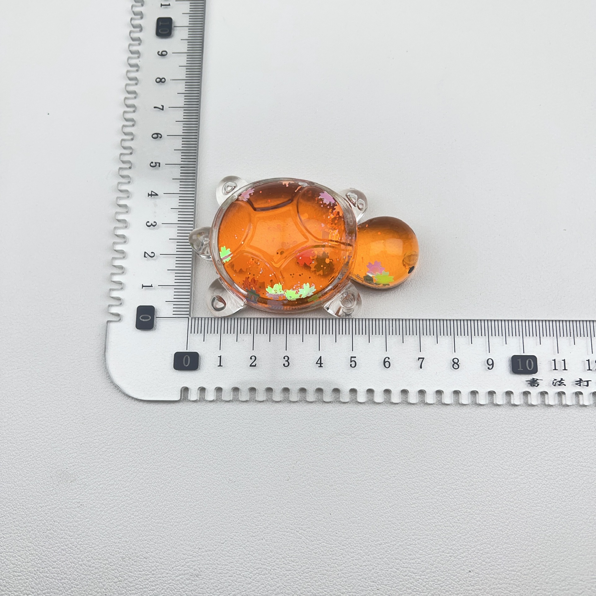 Chatter en vivo explosión de joyería DIY arena flotante en aceite explosión tortuga llavero bolso de teléfono móvil colgante decoración de escritorio