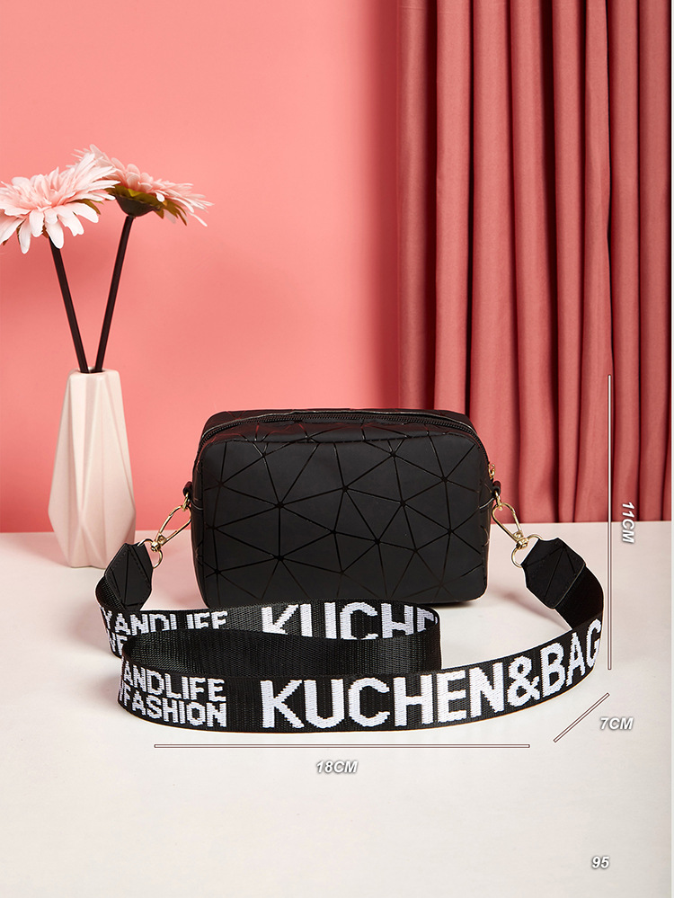 黑色黑线 (9).jpg