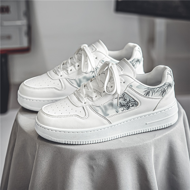 Zapatillas de hombre de moda 2026, nuevas zapatillas casuales versátiles, deportivas de primavera para estudiantes, calzado original de nicho, zapatillas blancas de moda.