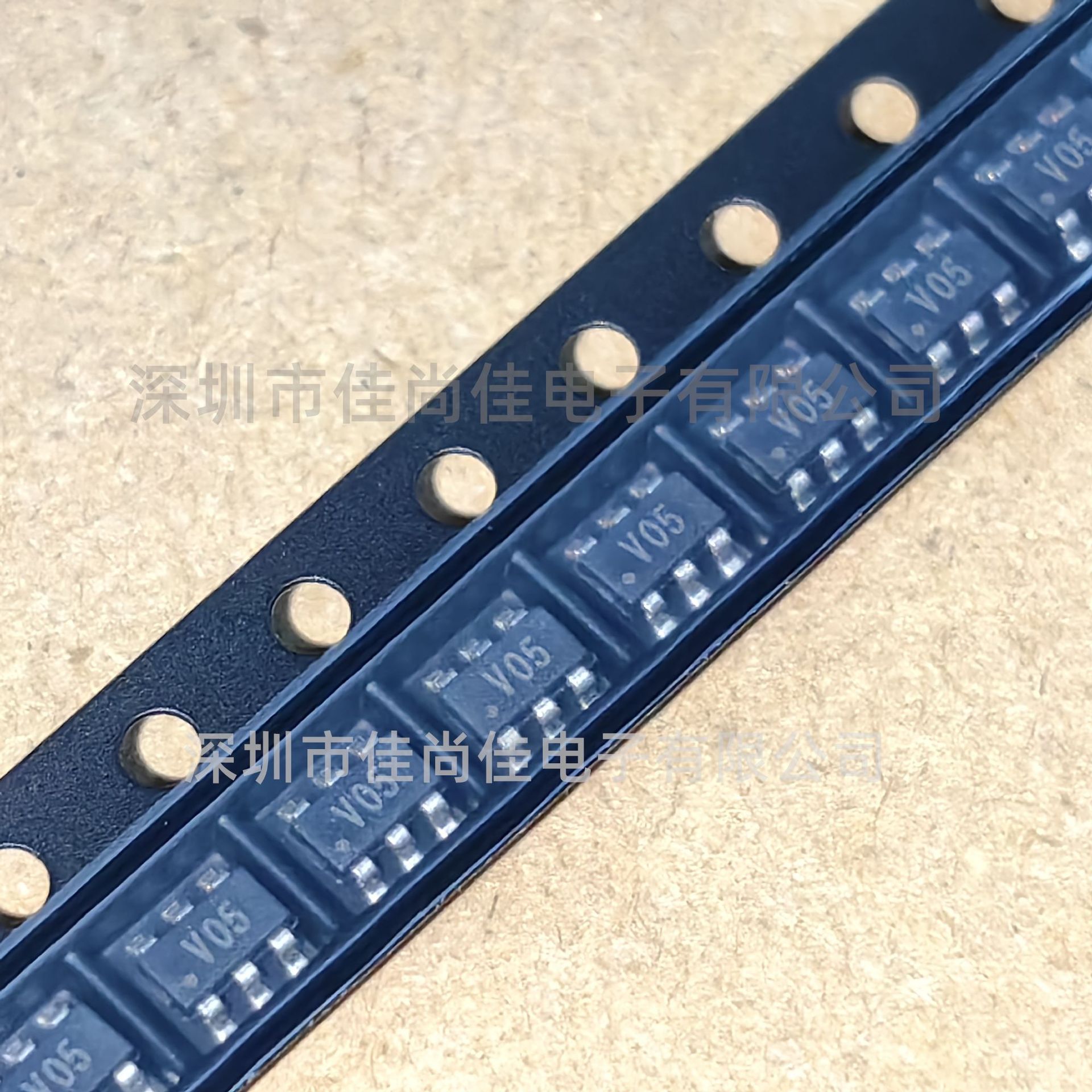 SD0508T26U1   SOT23-6   ESD静电保护二极管