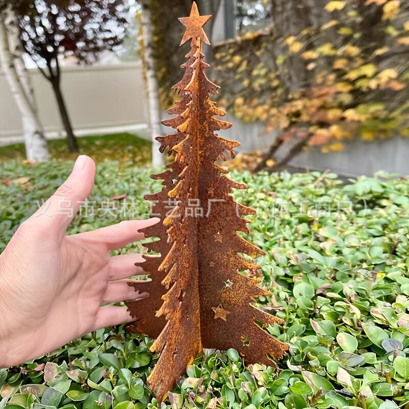 クリスマスデコレーション、錆びたトナカイのクリスマスツリー、屋外ガーデン用金属製鉄工芸品、飾り物|undefined