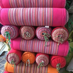 Cotton coarse cloth cervical vertebra pillow cervical vertebra candy pillow small round pillow large round pillow buckwheat shell pillow core wholesale exhibition