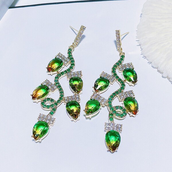 trend fashionable three dimensional earrings drop-shaped