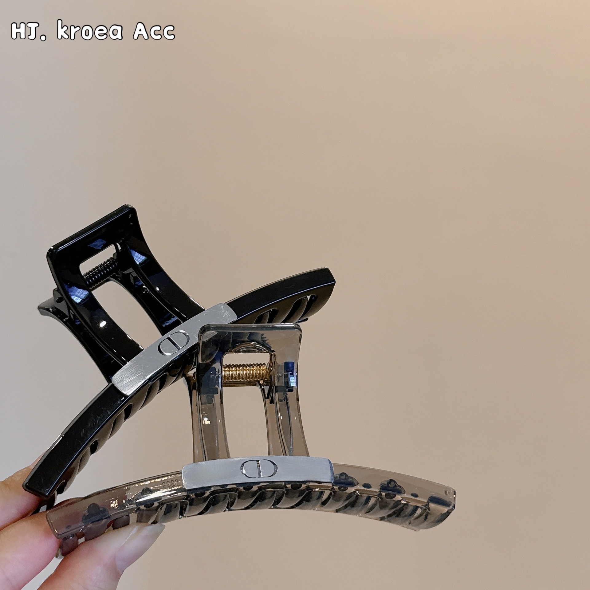 韓版新品~大號13公分蝴蝶扣高品質發抓盤髮夾子抓夾後腦勺髮夾女