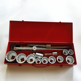 Wholesale Supply heavy-duty socket wrench plum socket head iron box 15-piece heavy-duty ratchet suit tools
