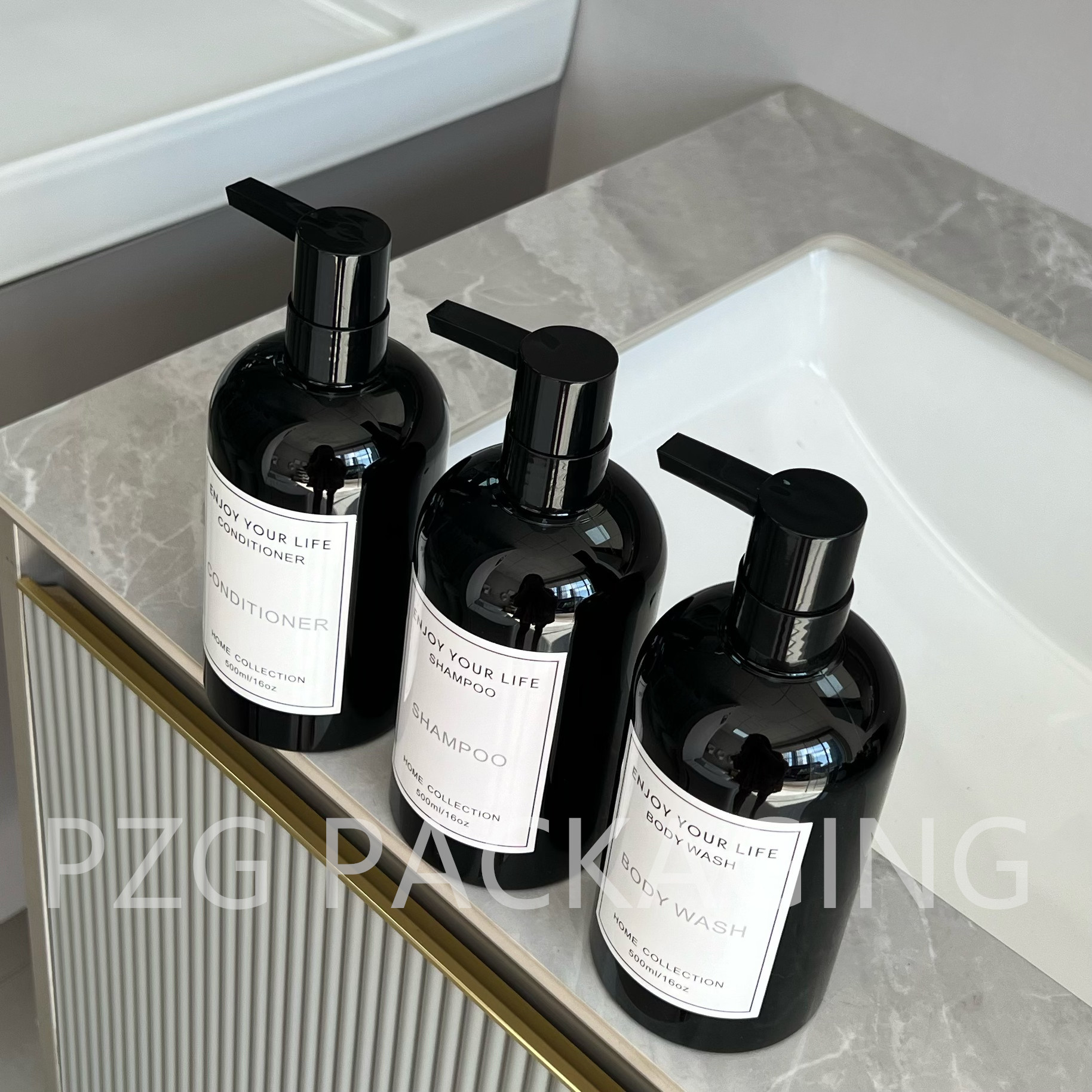 Botella de gran capacidad negra protegida contra la luz champú acondicionador loción corporal reemplazo de botella de plástico en stock