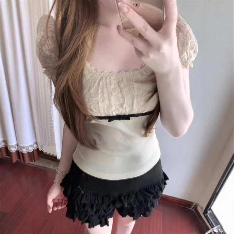 Korean-Style Lace Patchwork Bow Short-Sleeve T-Shirt for Women, Summer Slim-Fit Sweet Style, Slimming Puff Sleeve Square Neck Top