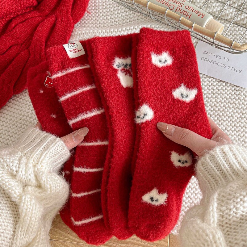 Red New Year Australian Velvet Socks Autumn and Winter Women's Mid-tube Thickened Warm Snow Boots Socks Floor Socks Plush Moon Socks