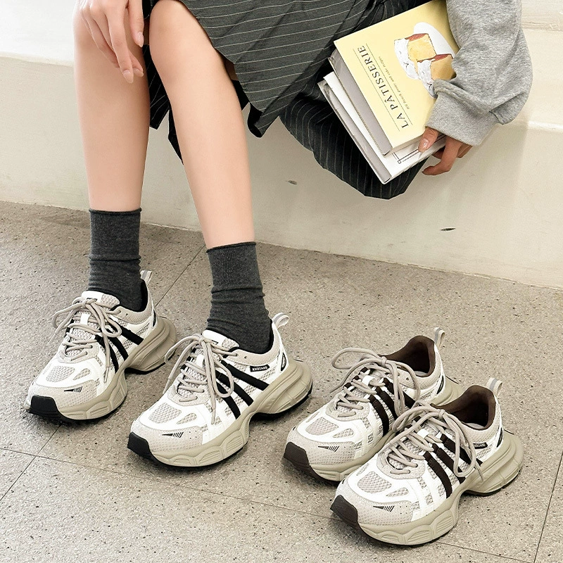 Увеличение толстой подошвы папы обувь женская осень-зима 2024 новая кожа дикого скольжения спортивная повседневная обувь