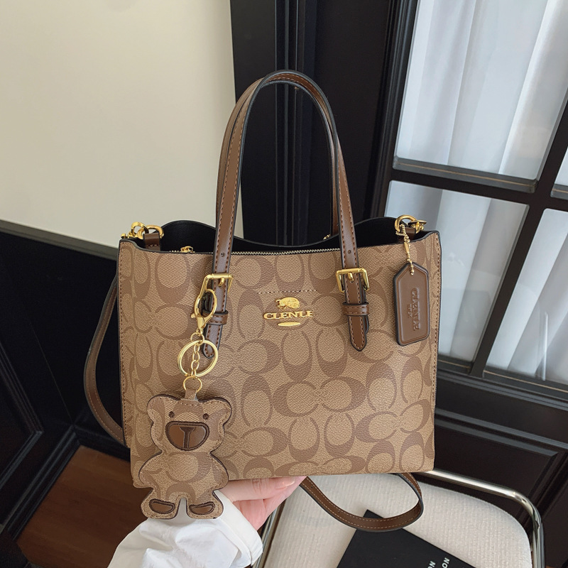 2025 New European and American Fashion Handbags Women's Casual Large Capacity Tote Bag Trendy Printed Shoulder Crossbody Bag