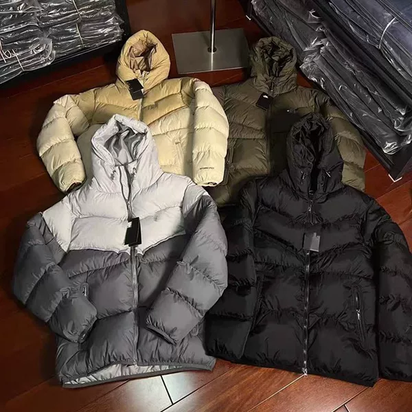 Winter Outdoor Thickened Cotton-Padded Jacket Men Windproof Windproof Warm Coat Hooded Jacket Loose Fashion Bread Coat Men