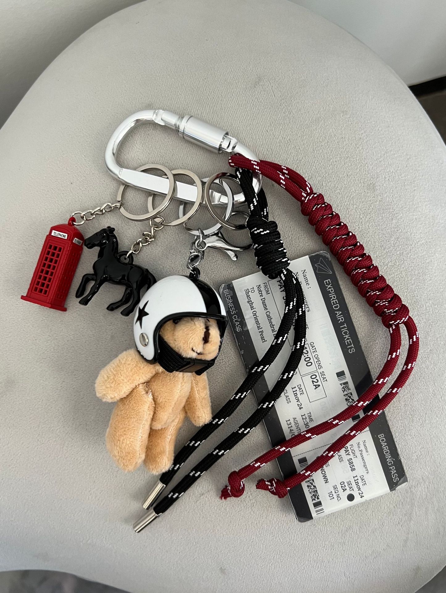 탑승권 헬멧 곰 스타일