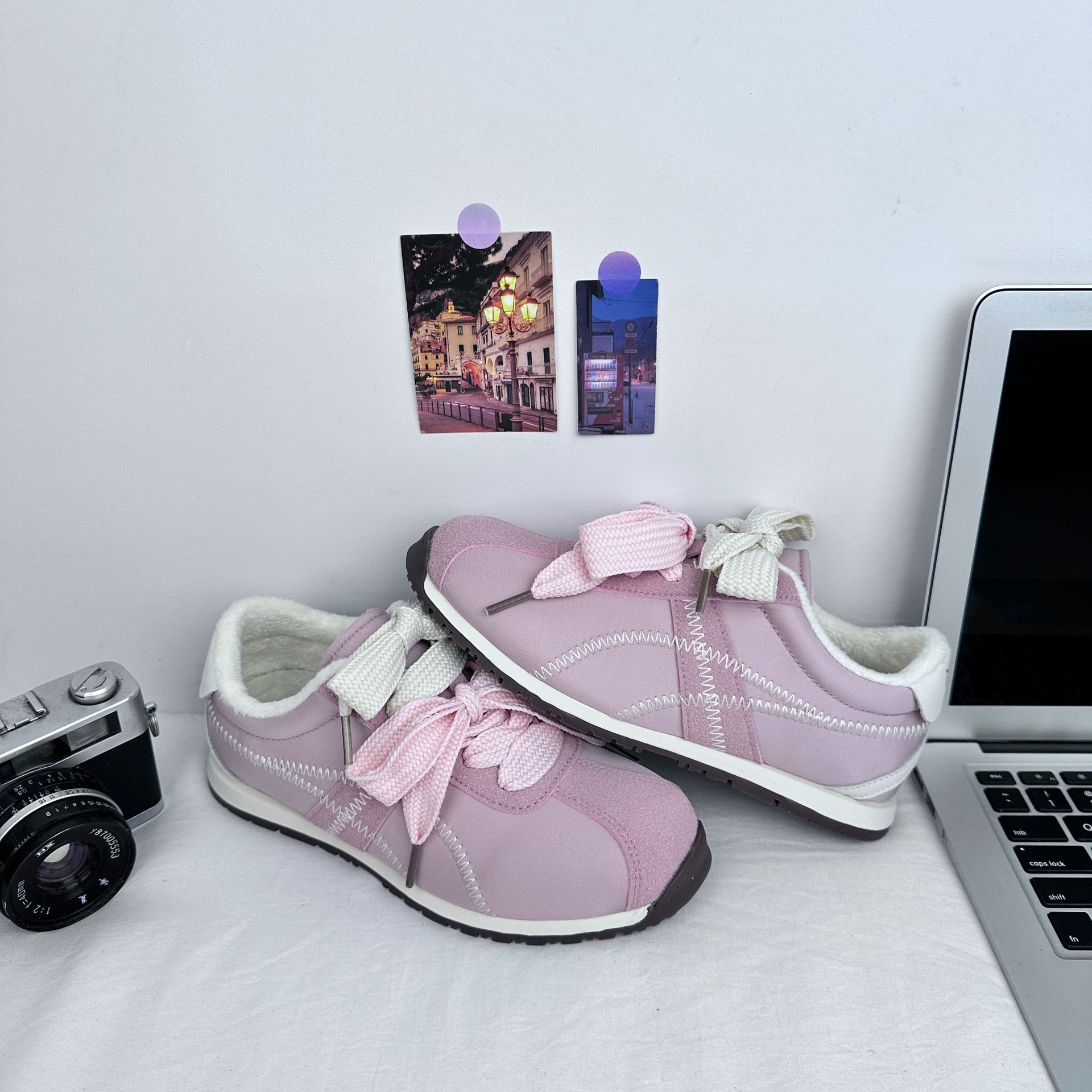 Versión coreana más zapatos de terciopelo Forrest Gump zapatos casuales cómodos 2024 otoño e invierno nuevo estilo todo-fósforo deportes ligeros A9880 generación