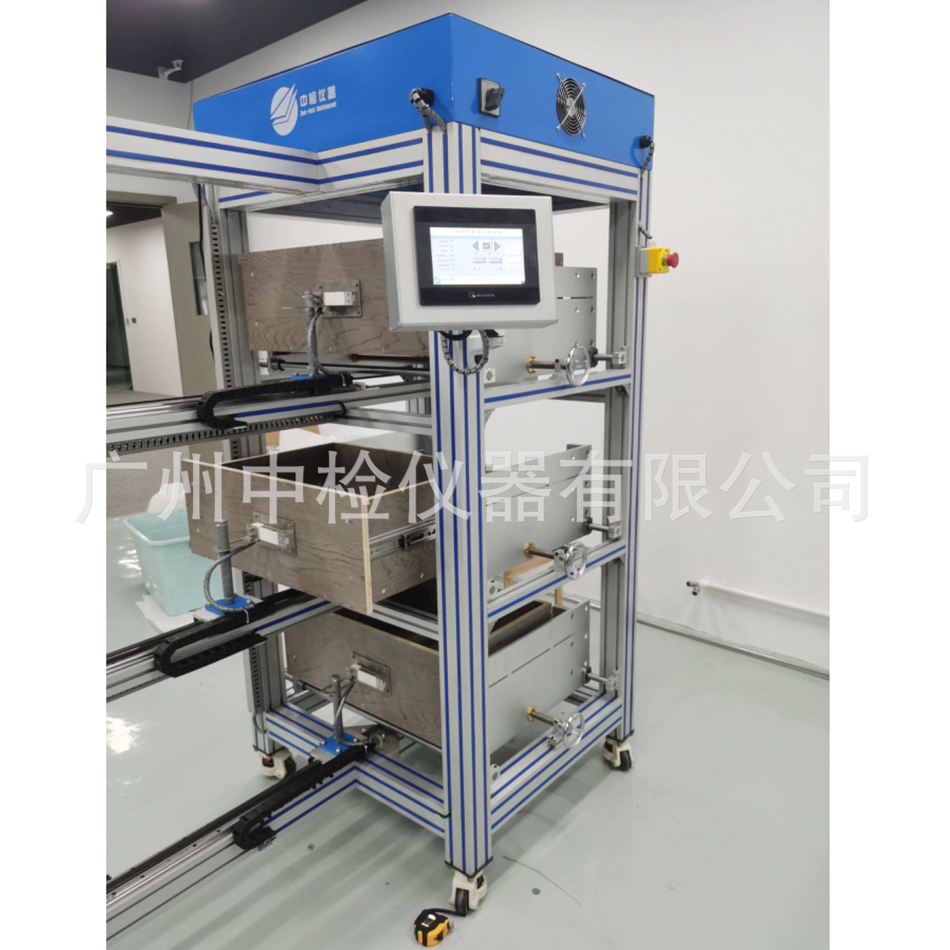 Поставщики разрабатывают оборудование для испытания строительных материалов для дверей и окон, в том числе машину для испытания раздвижных ящиков.