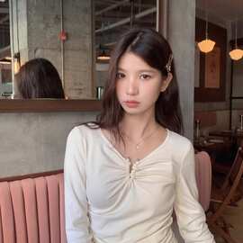 8722# 满天星 已出货 德绒  T恤女韩版新款褶皱设计感修身上衣