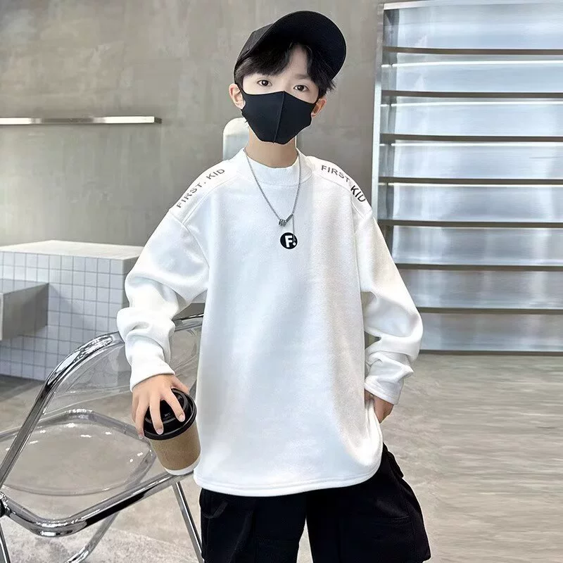 Нижняя рубашка для мальчиков весна и осень зима 2025 новый весенний детский костюм сплошной цвет футболка с длинными рукавами