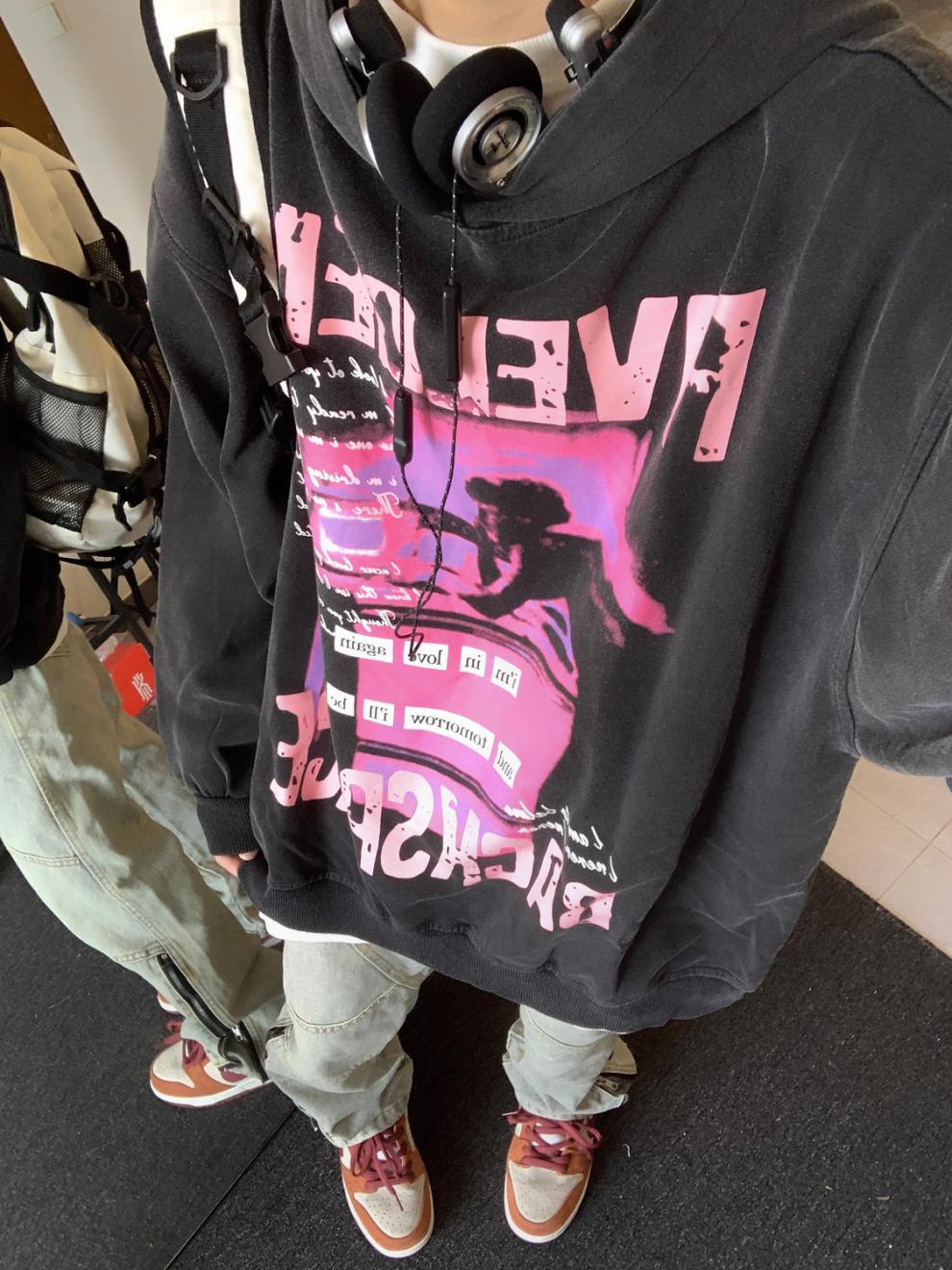 Street Men's Wear Sweater Image 1