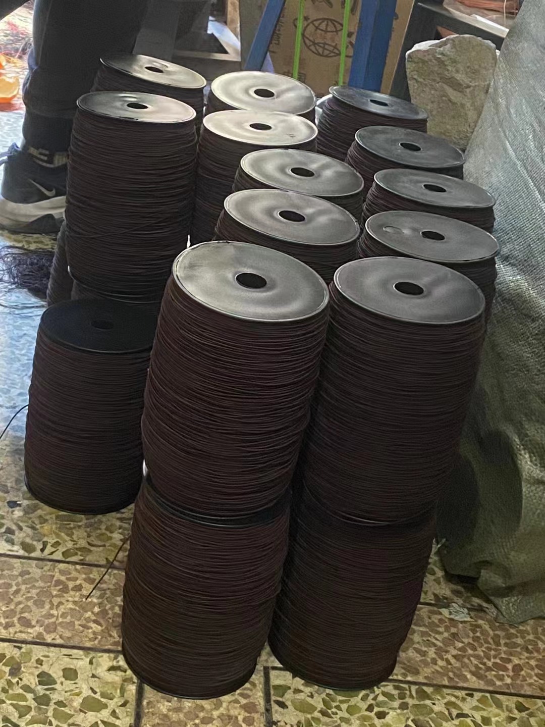 Fábrica de cuerdas elásticas en el sitio cuerdas de tendón redondas elásticas cuerdas elásticas cuerdas de cuentas de cuentas