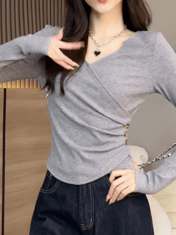 2025秋款巨显瘦V领长袖打底衫女大码胖MM修身内搭小个子短款上衣|undefined