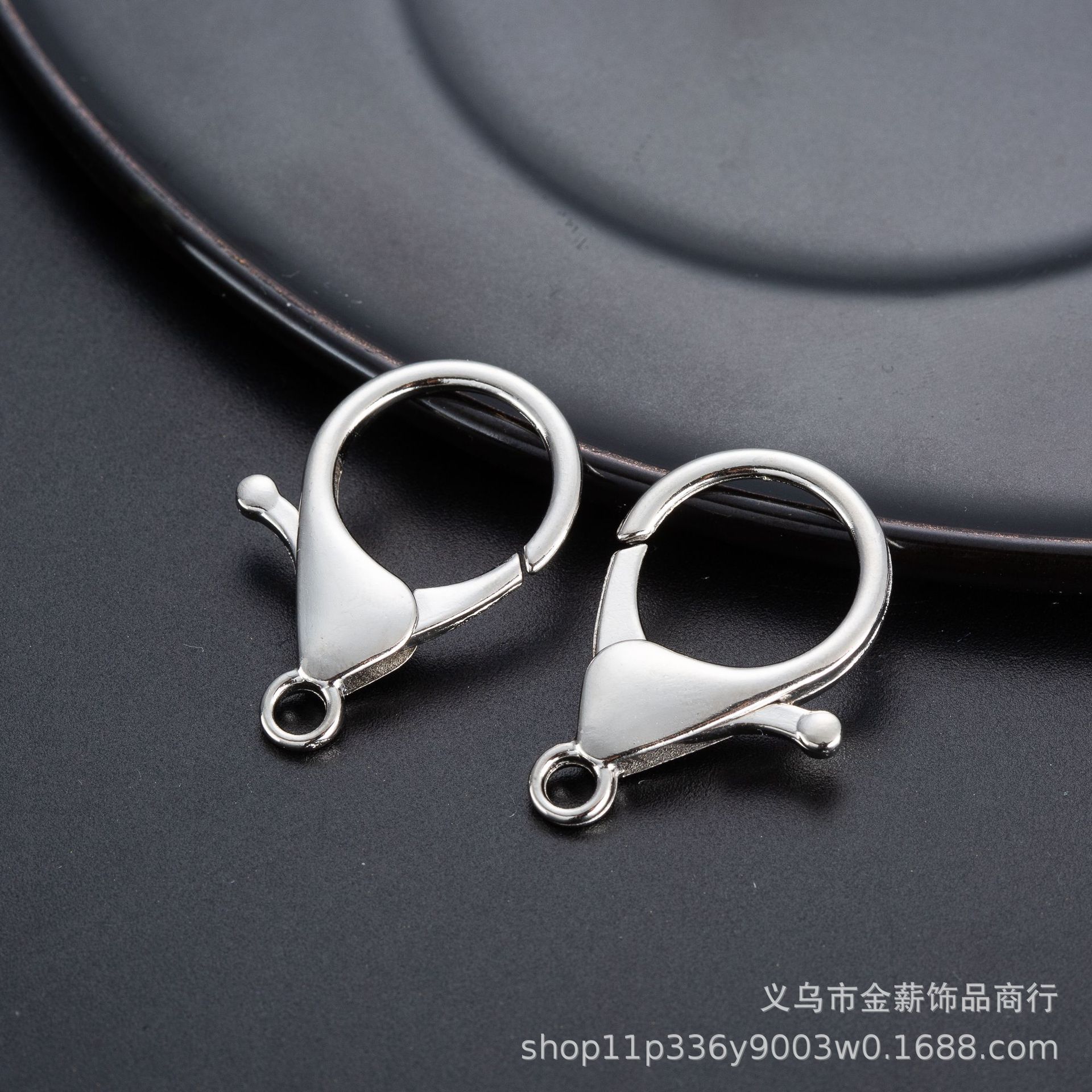 Keychain drop-shaped