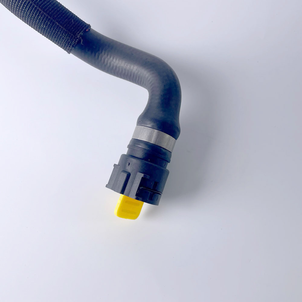 Audi A4 A5 Car Coolant Hose Heater Water Pipe 8K1819371AB
