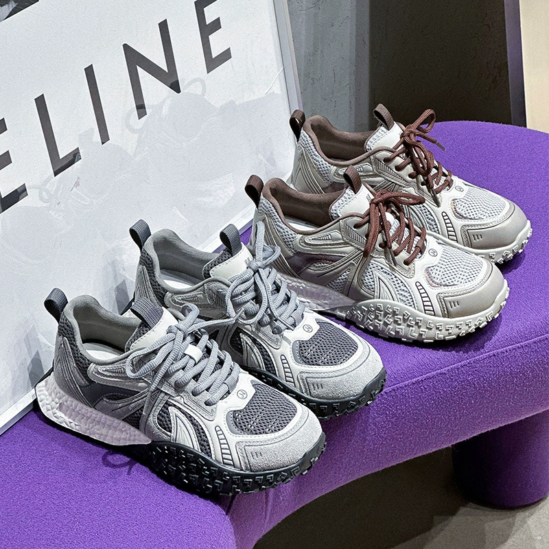 Внутреннее увеличение женской весны 2025 новая маленькая мужская обувь папы с толстой подошвой мода дикая повседневная спортивная обувь женщина