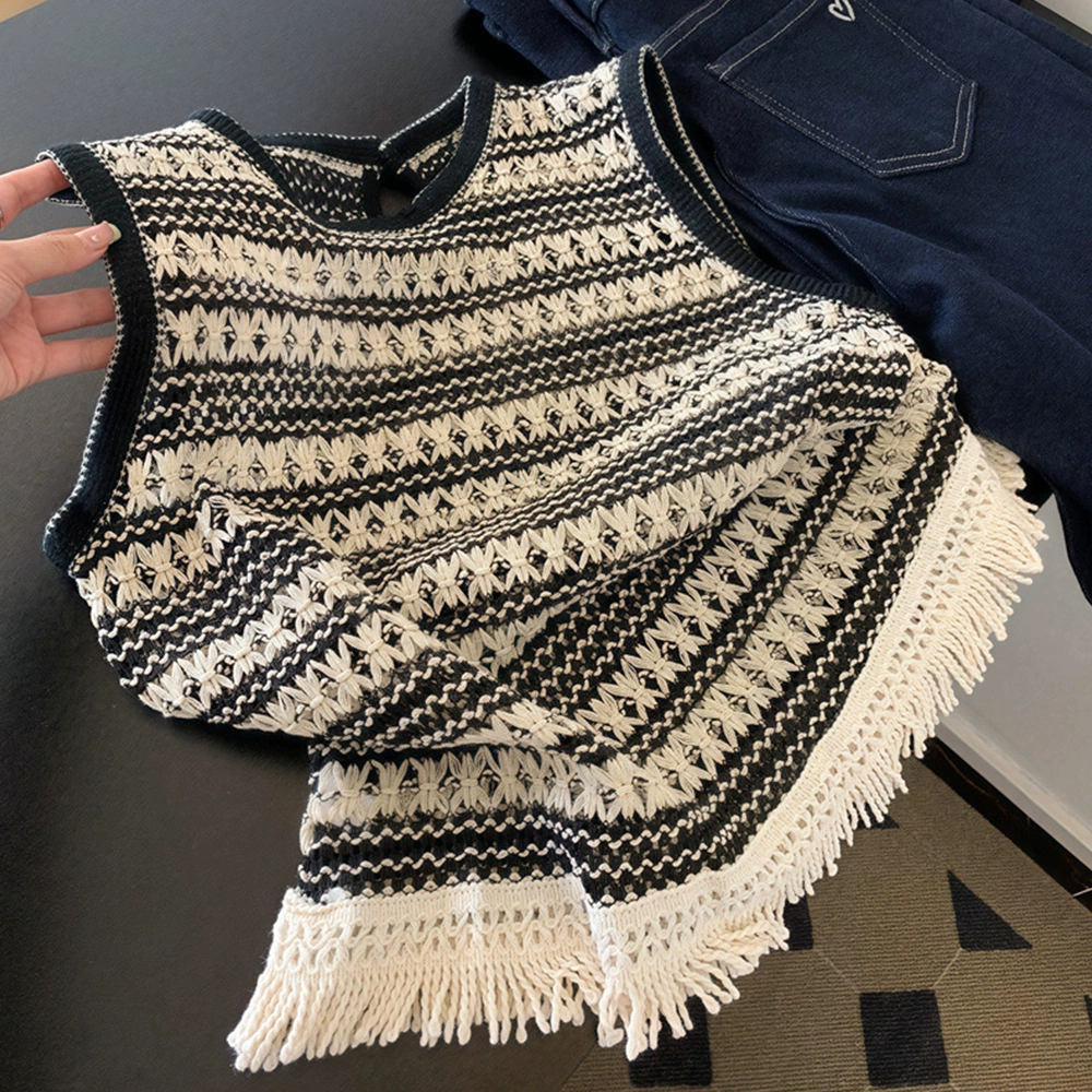 Кишки подол полые без рукавов в полоску футболка женская летнее лето 2025 новый красивый дизайн нишевые топ