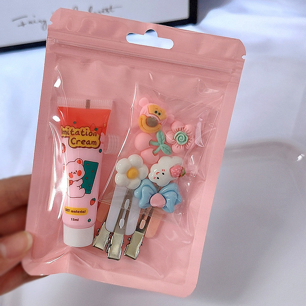 Cream hairgrip
