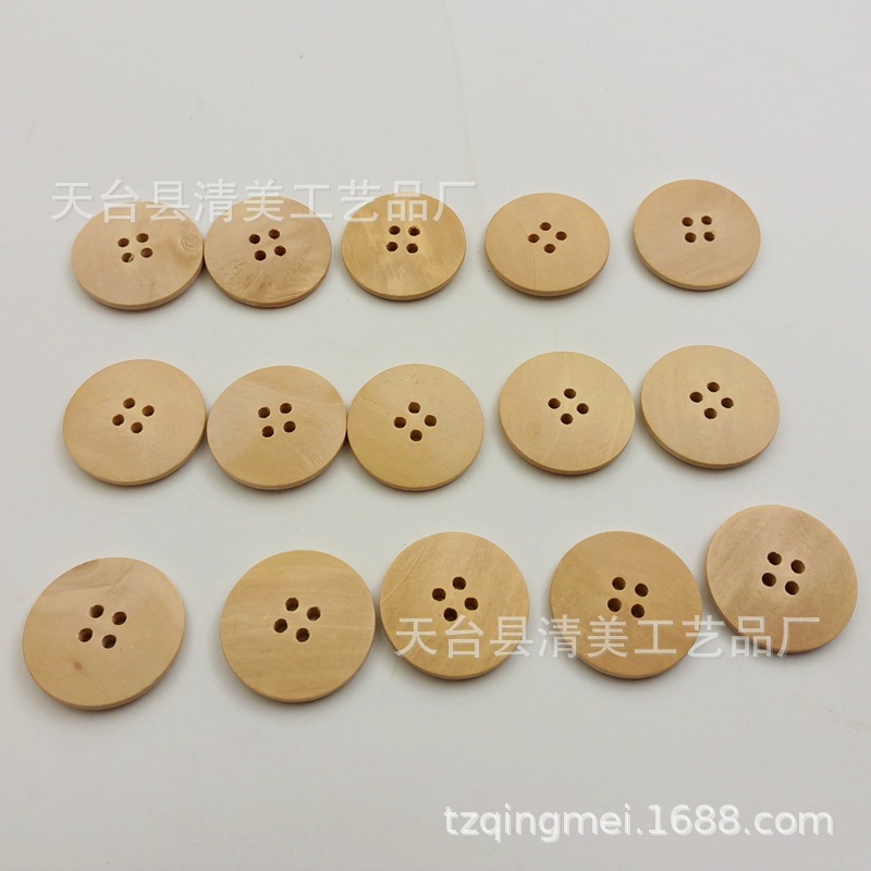 Troncos planos de madera de cuatro ojos de 30mm/botones de café profundo artesanías decorativas 20/25 un paquete