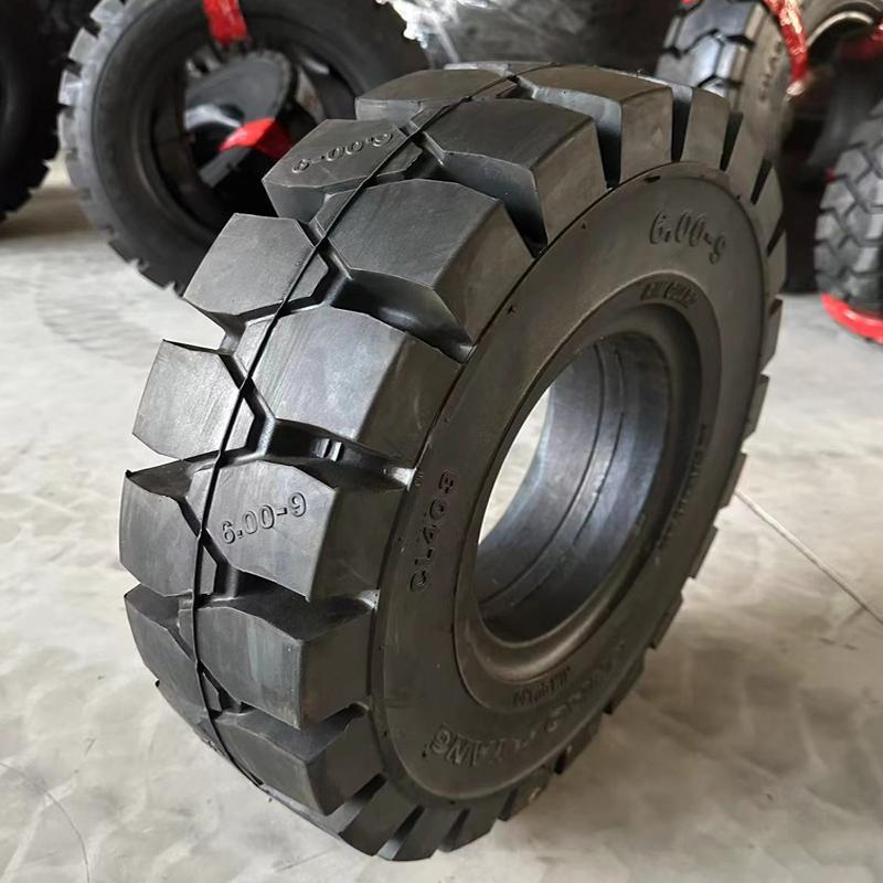 Chaoyang carretilla elevadora neumático sólido Hang Fork 3 / 3.5 toneladas rueda delantera 28x9 - 15 rueda trasera 650 - 10 neumáticos neumáticos