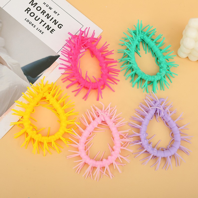 무작위 지네 라라 르 1개