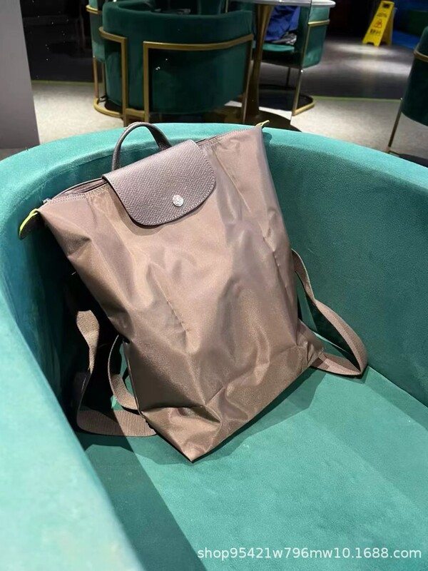 2025 新しい大型クラシックバックパック刺繍旅行スポーツレジャー 15inch コンピュータバッグ|undefined