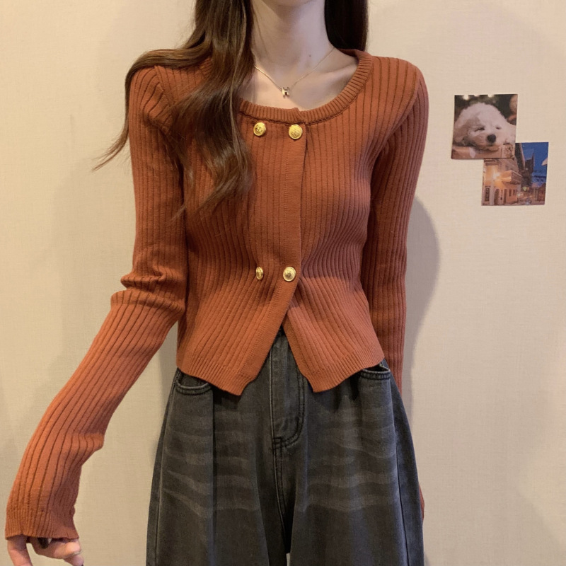 【中国直邮】茵如澜 复古方领秋冬新款小众百搭修身针织开衫 白色