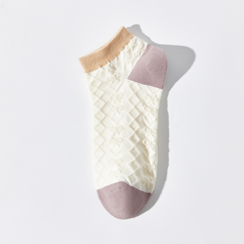 Nuevos calcetines japoneses calcetines de primavera y verano para mujeres calcetines de tobillo desodorante absorbente de sudor de alta apariencia para mujeres suministro de calcetines Zhuji lote de la industria