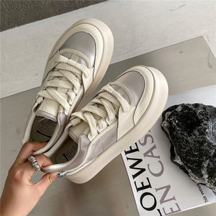 Youni 2024 New Autumn Sports and Leisure Hong Kong Style Round Toe Versatile White Shoes Thick Sole Big Toe Breadboard Shoes for Women