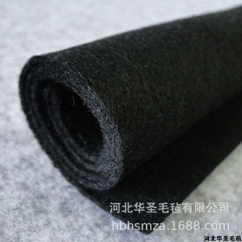 1-1.5mm黑色阻燃毛毡 涤纶针刺毡毛粘布无纺布 影院贴墙阻燃毛毡