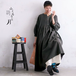 现货日系2026新款风琴褶长袖设计感纯色百搭连衣裙