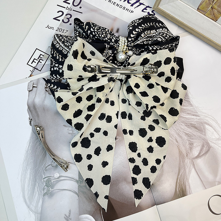 estilo coreano retro satén de perla temperamento primavera clips de niñas detrás del cerebro arco clip de cabello clip superior