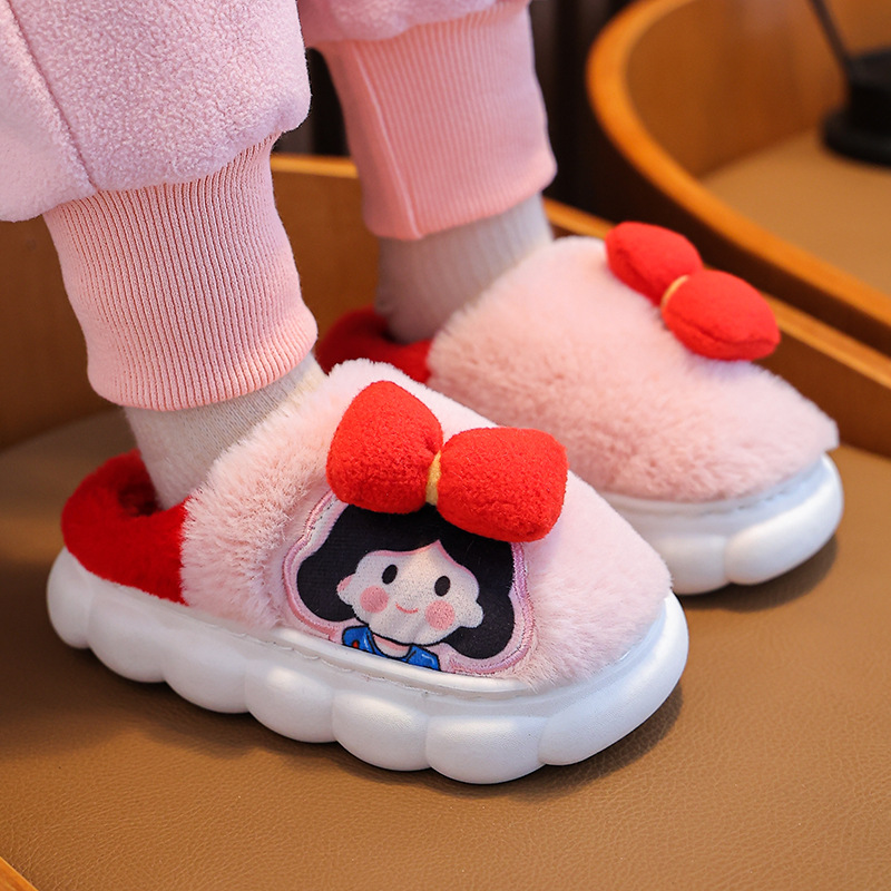 Children's winter cartoon keep warm non-slip slippers