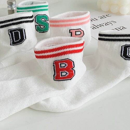 Seasonal Trend Socks for Women, Short Leg Socks with Letters, Japanese Style, Gym Socks, School Style, Double Bar White, Fashionable and Versatile