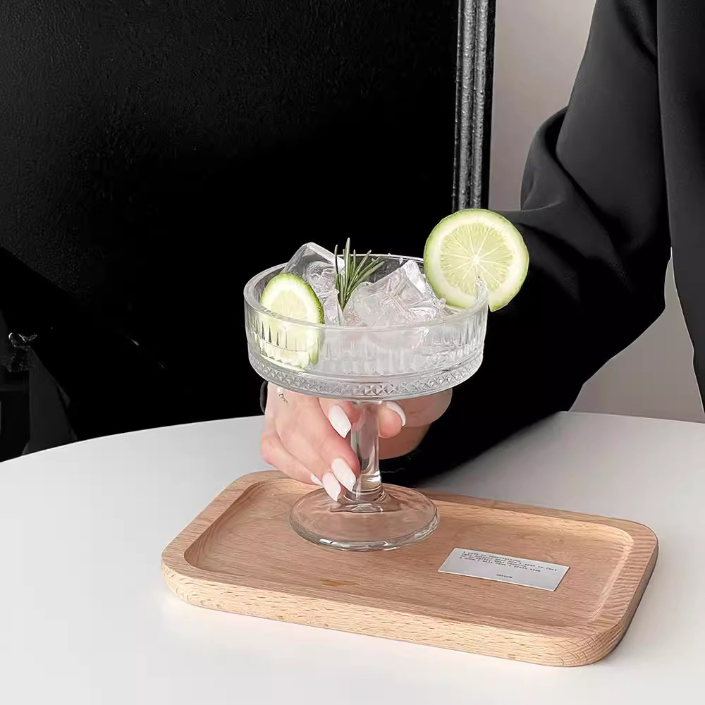 Inswind de alto valor en relieve de pie alto vidrio taza de helado taza de postre taza de bocadillos taza de yogur taza de cóctel