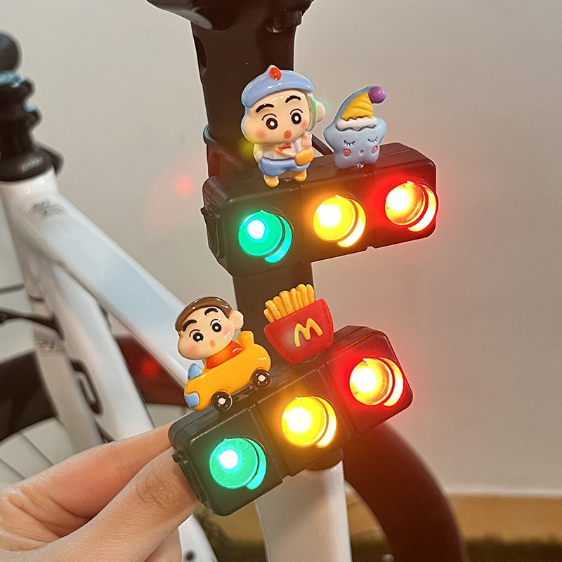 Suitable for bicycle riding tail lights, rechargeable, cute crayon elephant design, road and mountain bike warning light, flashing single light