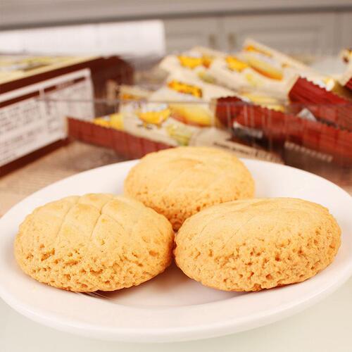 Coralao Chocolate Butter Cookies 100g Filled with Sweet Rice Cakes Office Snack Share Breakfast