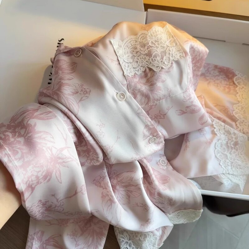 French Luxury Style Lace Splicing Satin Ice Silk Pajamas for Women Spring and Summer New Nude Home Wear Set