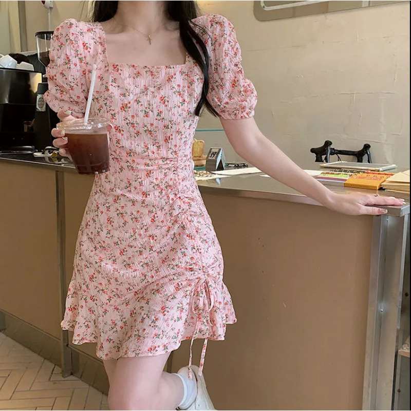 Floral Dress with a Gentle Vibe, Chic Summer Design with Artistic Flair, Korean Style, Soft and Delicate Dress Floral Dress with a Gentle Vibe, Chic Summer Design with Artistic Flair, Korean Style, Soft and Delicate Dress