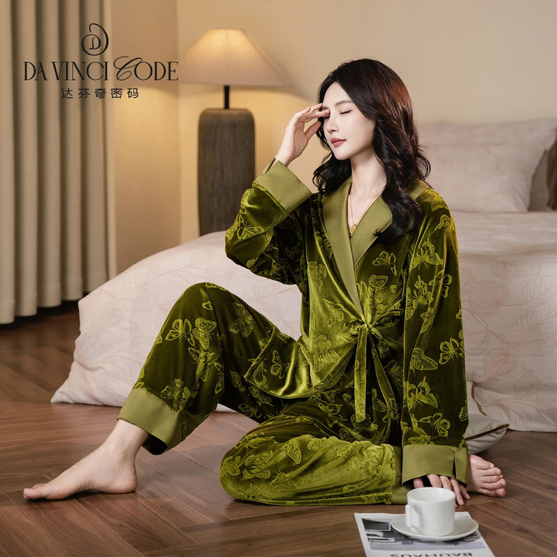 Da Vinci Code Pajamas, Gold Velvet Butterfly, Thickened and Warm, Long-Sleeved Long Pants, Loungewear for Women, New Style, Can Be Worn Outside