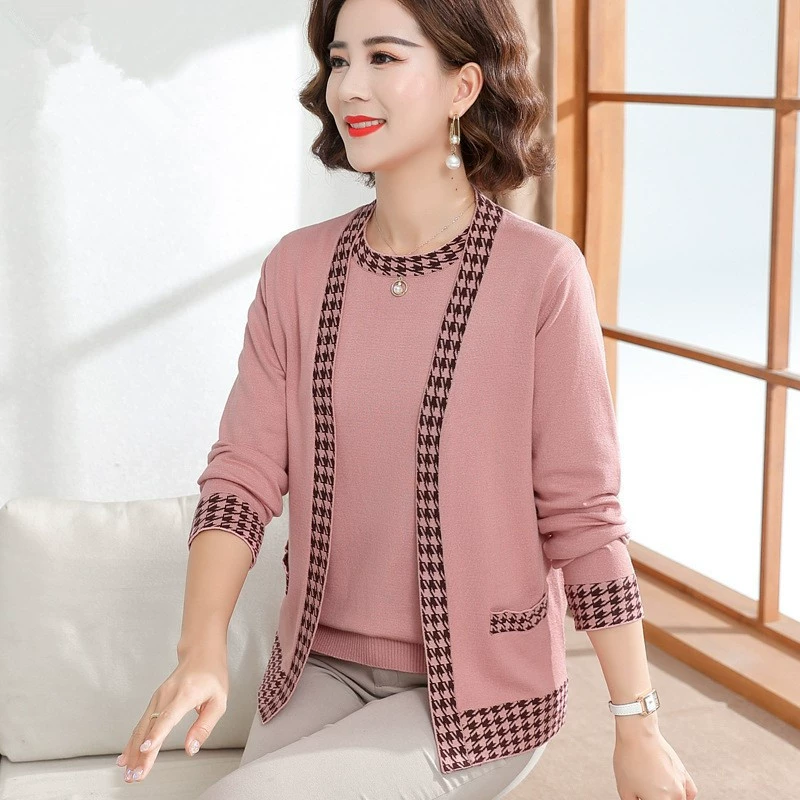 Осенний тонкий вязаный кардиган для мамы с V-образным вырезом, Топ для женщин среднего и пожилого возраста, весенне-осеннее пальто с длинными рукавами, костюм-Двойка для среднего возраста