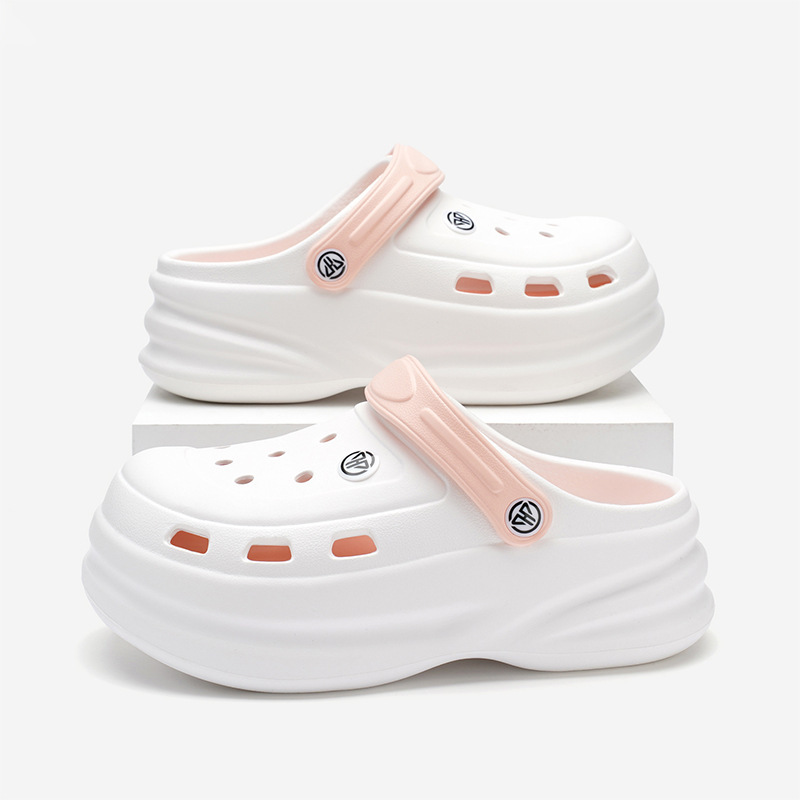 New Style Baotou Women's Summer Thick Sole Non-slip Outer Wear Slippers EVA Breathable Wear-resistant Non-smelly Foot Camping Hole Shoes New Style Baotou Women's Summer Thick Sole Non-slip Outer Wear Slippers EVA Breathable Wear-resistant Non-smelly Foot Camping Hole Shoes
